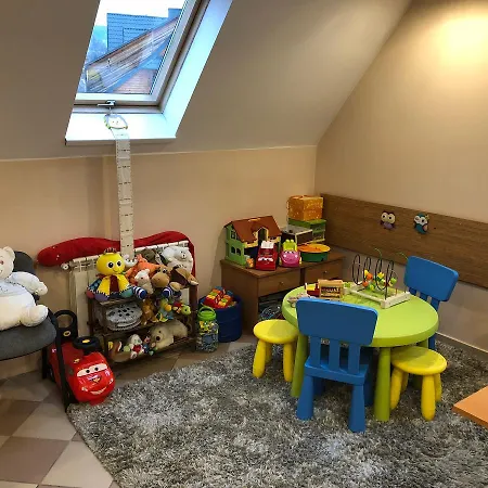 Karla Nocleg ze śniadaniem 3*