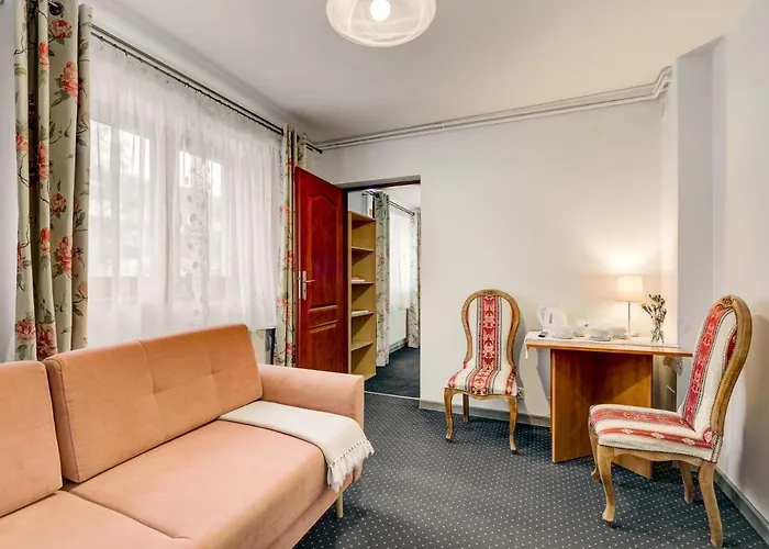 住宿加早餐酒店 Karla 克雷尼察